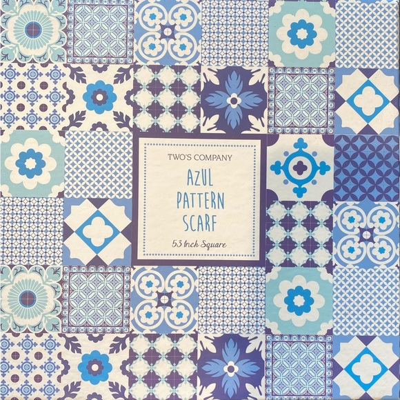 Azul Pattern Scarf - Picture 2 of 3